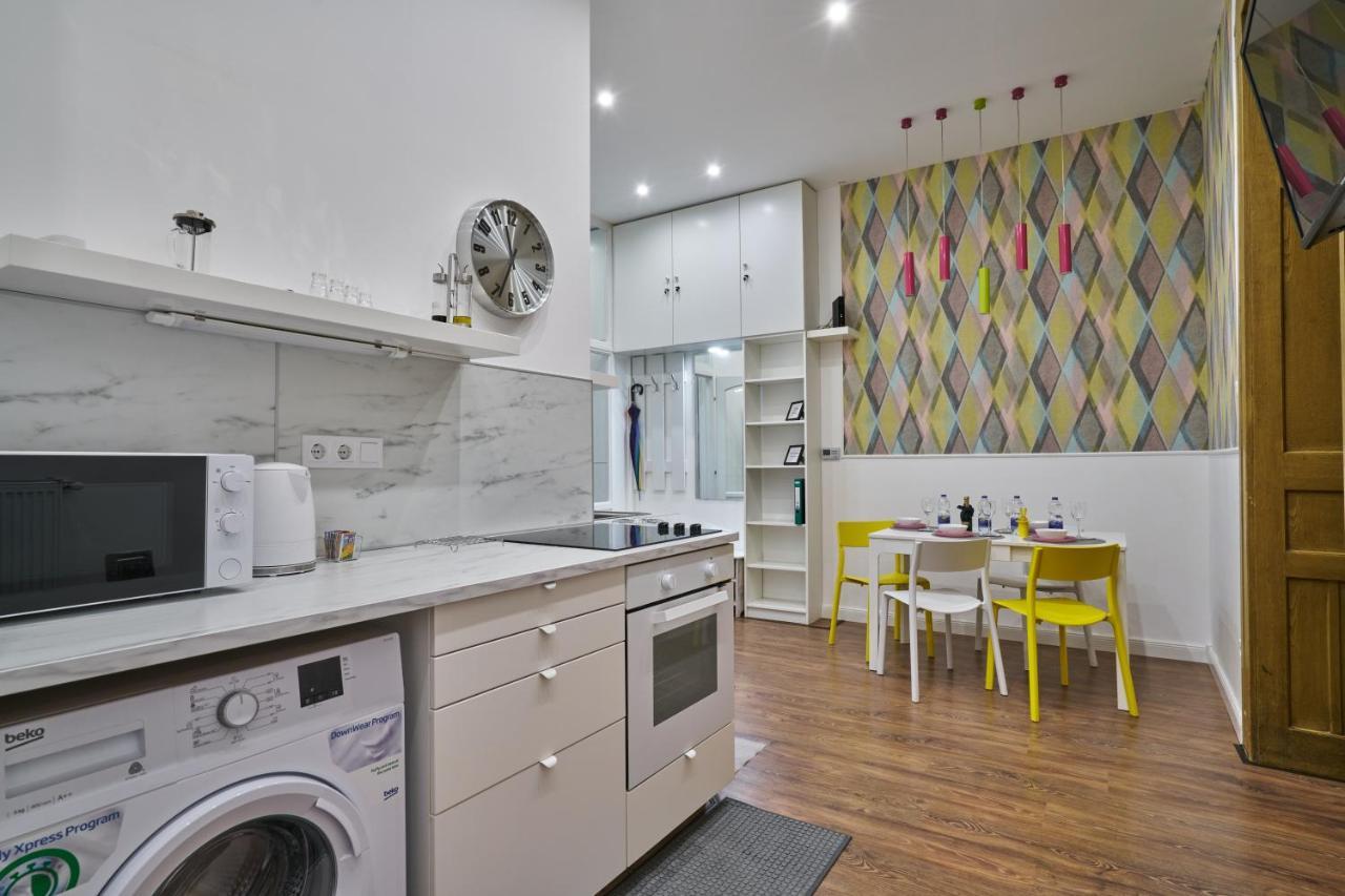 Nanirol Apartment At Gellert Bath 布达佩斯 外观 照片